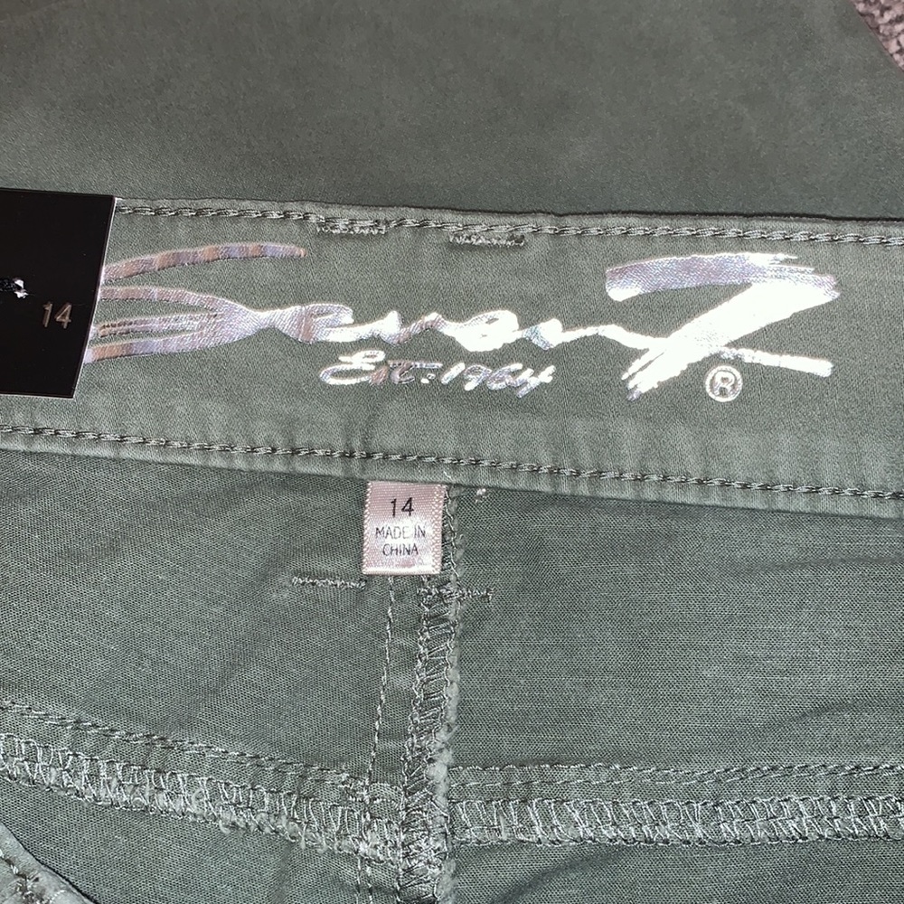Seven7 Jeans - Picture 5 of 10